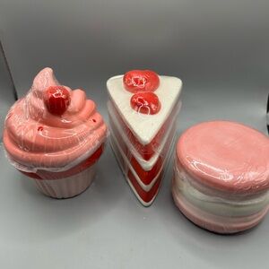 Target Bullseye Valentine’s Day Trinket Boxes Cake Cupcake Macaroon 2025 NEW